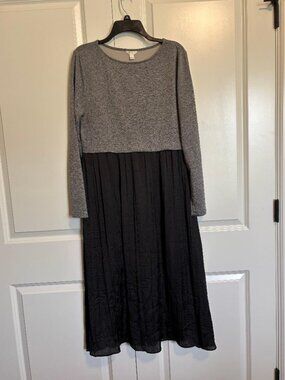 Comfort & Beauty Long Dress